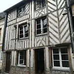 Duplex Avec Terrasse Lumineux Proche Vieux Bassin Honfleur